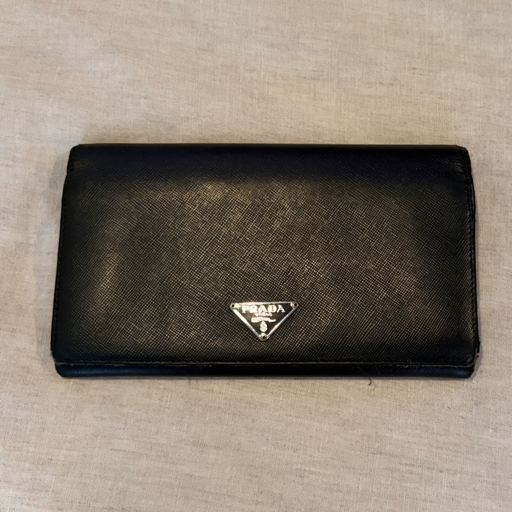 Prada Blk Saffiano Leather Continental Wallet  with Enameled Metal Triangle Logo